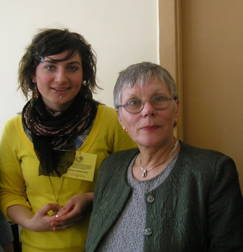 Simona su poete Alma Karosaite. Nuotr. iš asm. archyvo