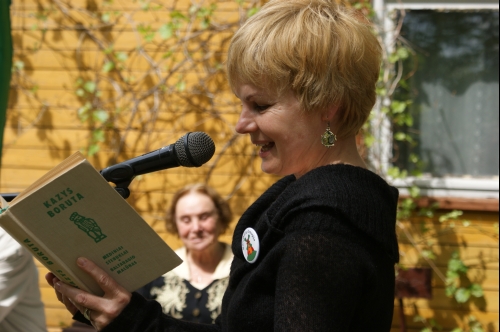 Aktorė Irena Plaušinaitytė skaito Kazio Borutos 'Baltaragio malūnas'