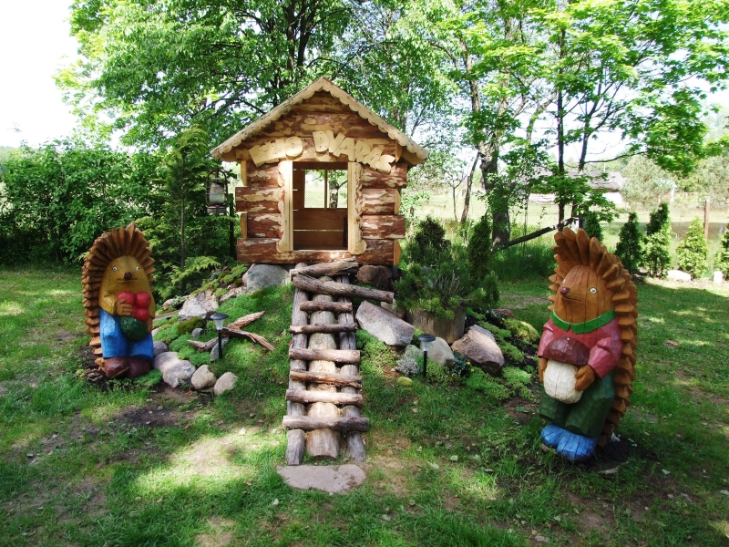 Ežio dvaro skulptūra