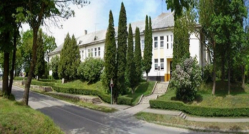 Grinkiškio Jono Poderio vidurinė mokykla. Nuotr. iš asmeninio archyvo