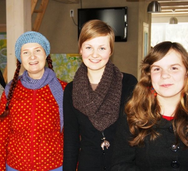 Dalė su Ida lankėsi ir leidykloje 'Nieko rimto' (nuotr. su dailininke Sigute Ach)