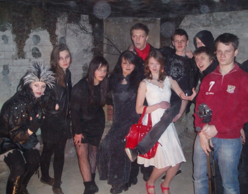 Porą ištraukų suvaidino gimnazijos mokiniai