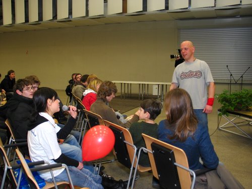 Svaras bendrauja su renginio dalyviais. Nuotr. Astos Plechavičiūtės